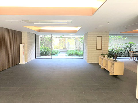 その他共用部　ホテルのロビーのようなくつろぎの場「オーナーズ