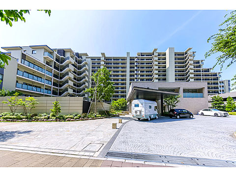 エントランス　ザ・レジデンス津田沼奏の杜テラス121-4