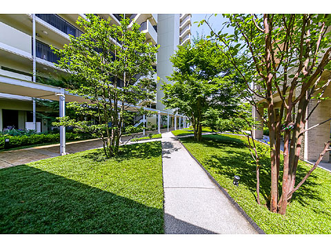 その他共用部　中庭