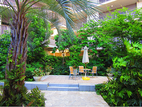 その他共用部　中庭