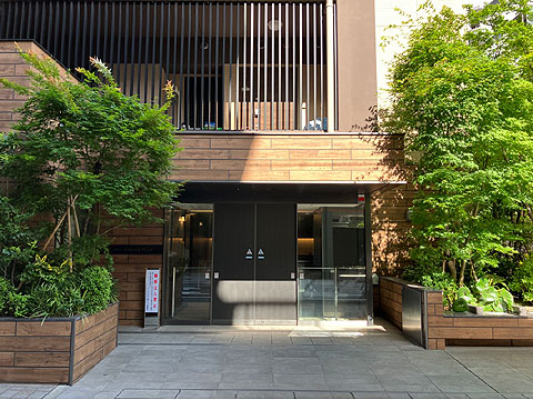 エントランス　ザ・パークハウス上野プレシス