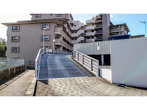 駐車場　駐車場.