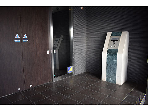 エントランス 風除室