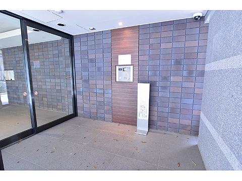 エントランス　風除室