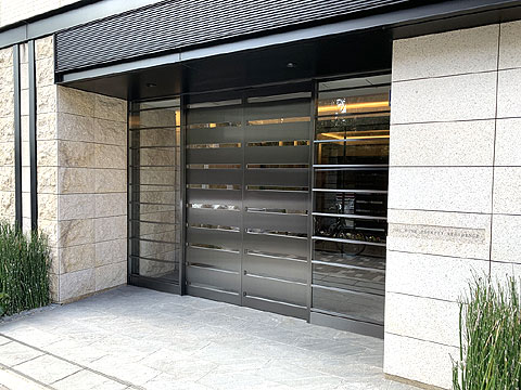 エントランス　エントランス