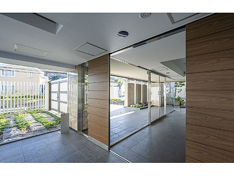 エントランス エントランス