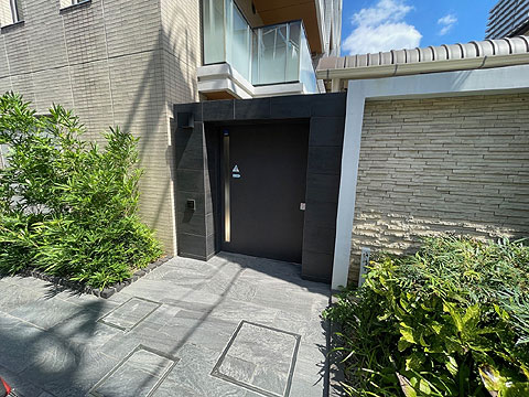 その他共用部　駐輪場入口