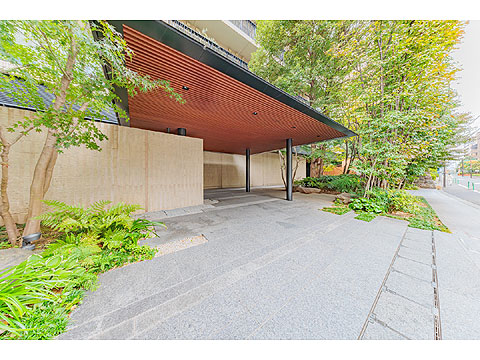 エントランス　Park Court Ichibancho 9