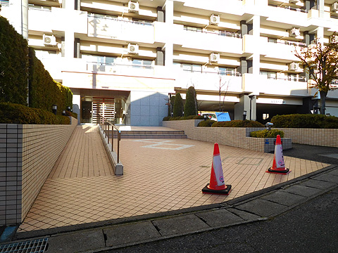 その他共用部 ≪共用部分≫ ベビーカー・車イスでの入館も容易