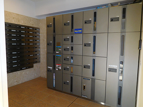 その他共用部 ≪共用部分≫ 不在時にも荷物を受け取れる宅配ロ