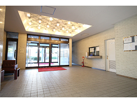 ロビー　③ホール