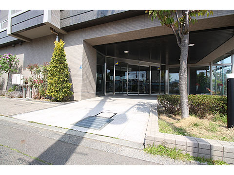 エントランス　エントランススロープ