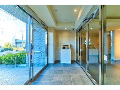 エントランス　オートロック