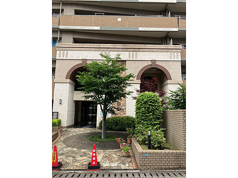 エントランス　エントランス