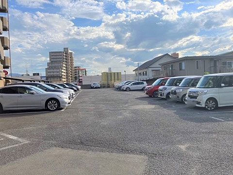 その他共用部　敷地内駐車場