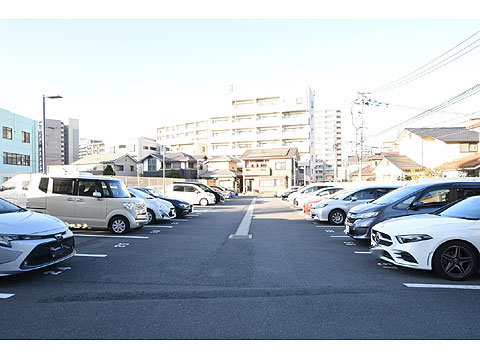 その他共用部 敷地内駐車場
