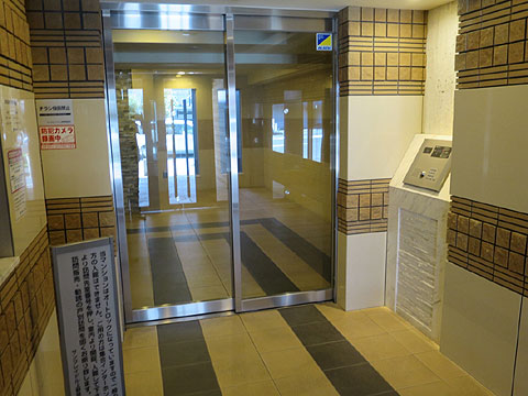 エントランス ③風除室