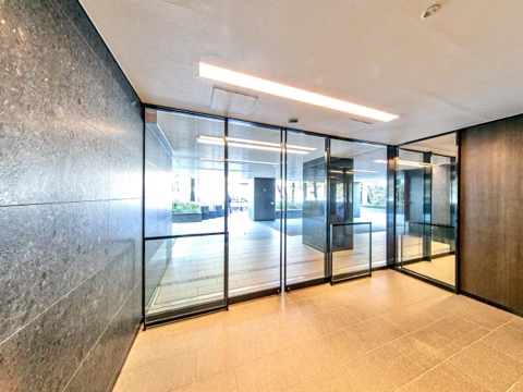 エントランス エントランス