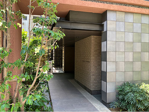 エントランス　エントランス