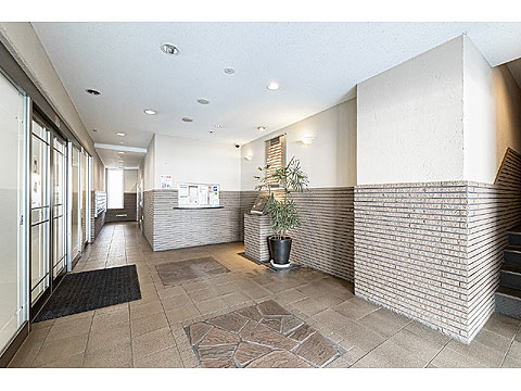 エントランス　5B7A7915