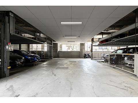 駐車場　5B7A7913