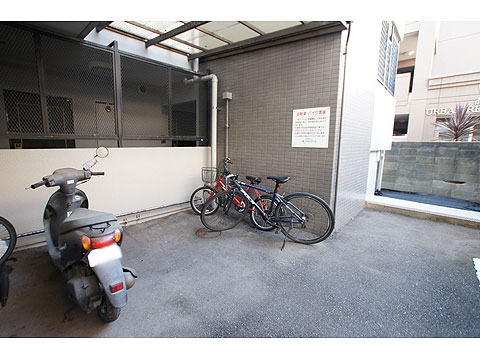 その他共用部 自転車・バイク置場(ステッカー500円/台)