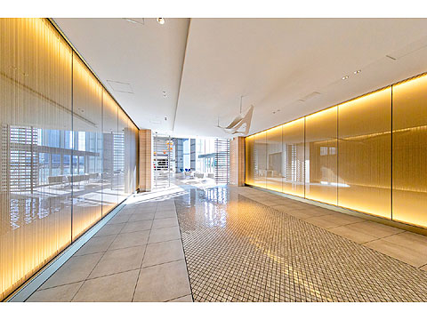 エントランス　エントランスロビー