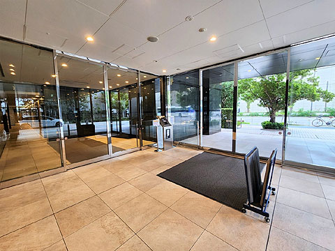 その他共用部 風除室