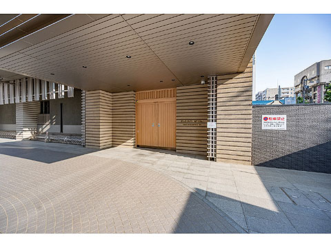 エントランス　エントランス