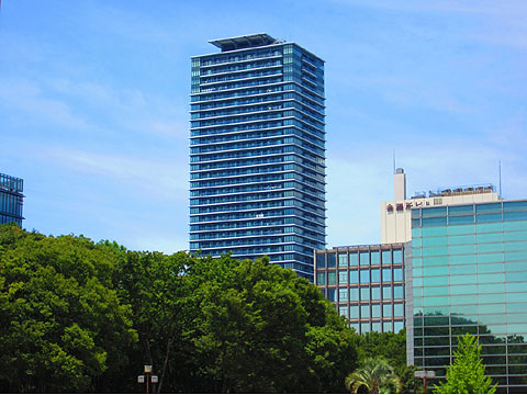 現地外観写真 建物外観(南東側)