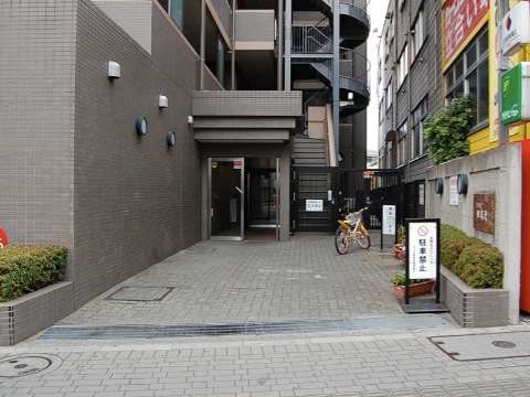 その他共用部 エントランス2