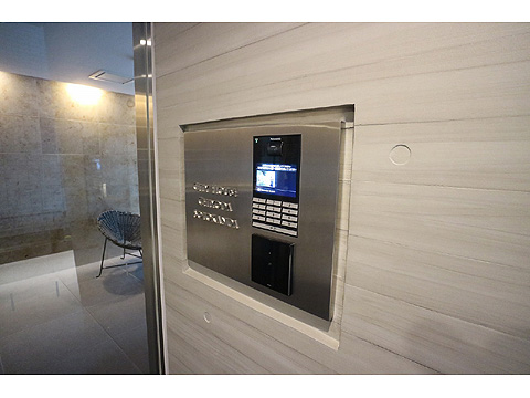 その他共用部　オートロック