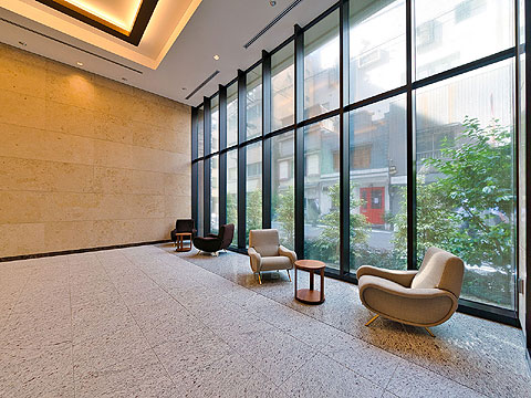 ロビー エントラン