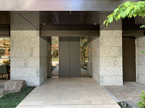 エントランス　エントランス