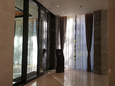 エントランス エントランス内観