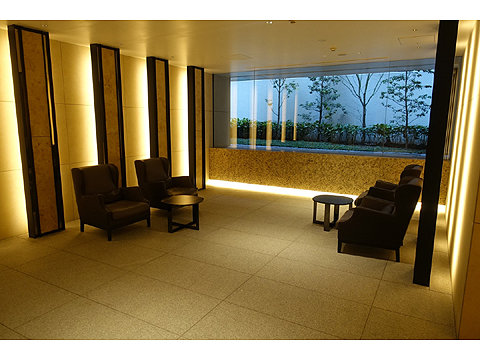 ロビー　DSC06789