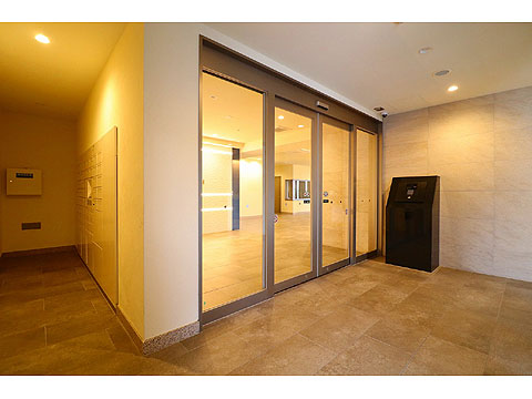 エントランス　エントランス