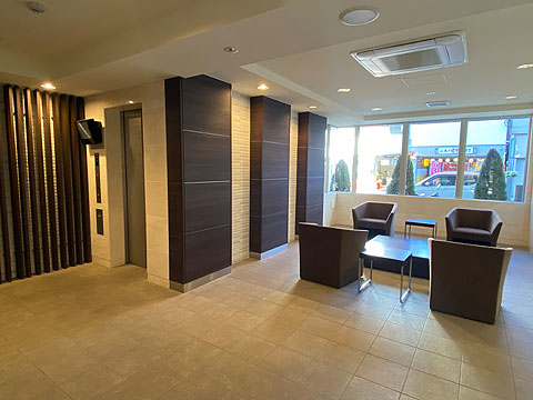 ロビー　１階部分エントランスホールラウンジ