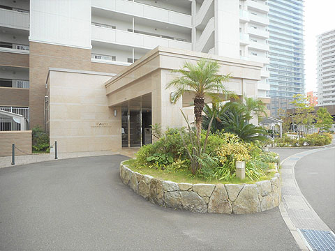 エントランス　車寄せスペース