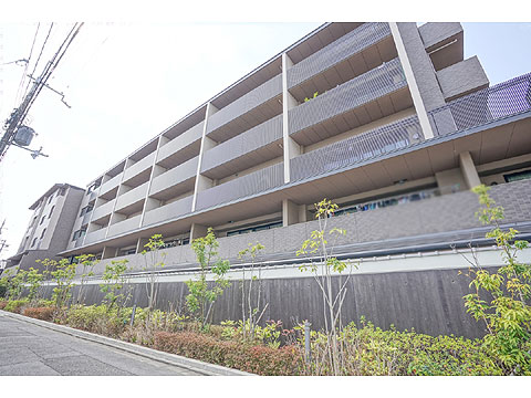 現地外観写真　ライオンズ伏見寺田屋西グランフォート 