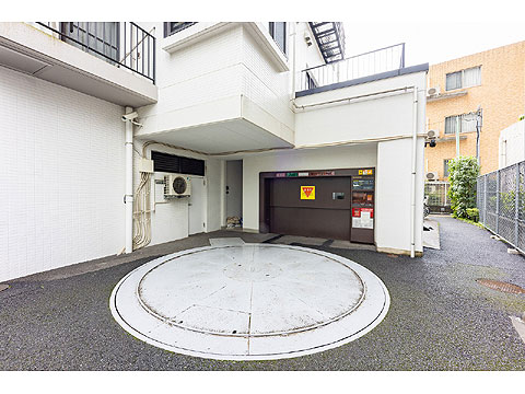 駐車場　230328_007