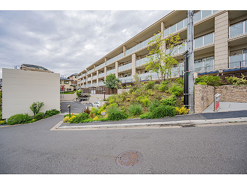 現地外観写真　外観２