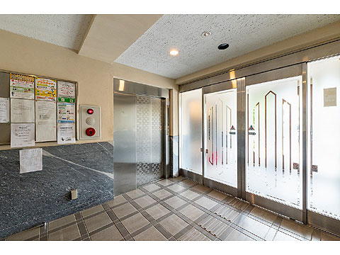 エントランス　エントランスホール 