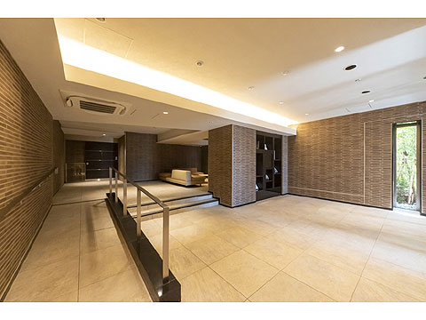 ロビー スローブを設置