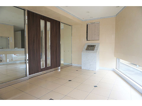 エントランス　オートロック設備