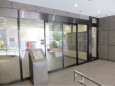 エントランス オートロックのエントランス