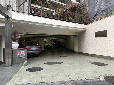 エントランス　アプローチ