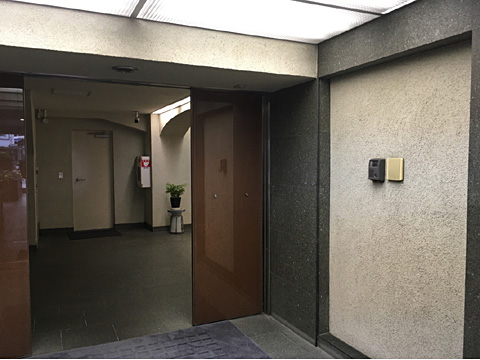 エントランス　エントランス