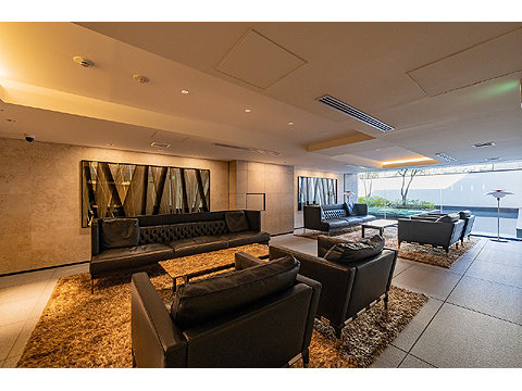 エントランス ラウンジ