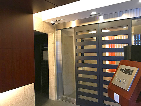 エントランス　IMG_3434